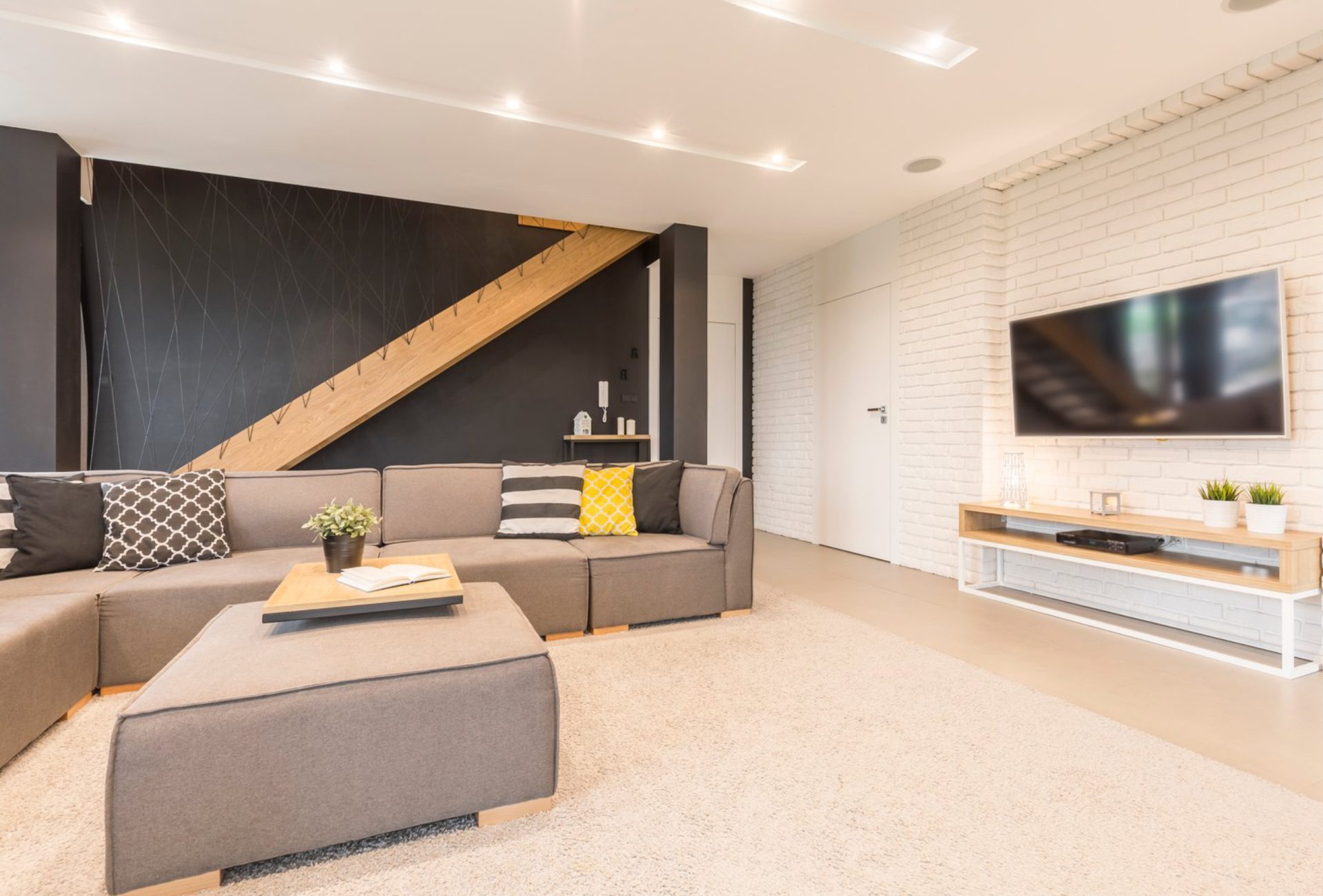 Basement Color Palettes for Cozy Family Areas