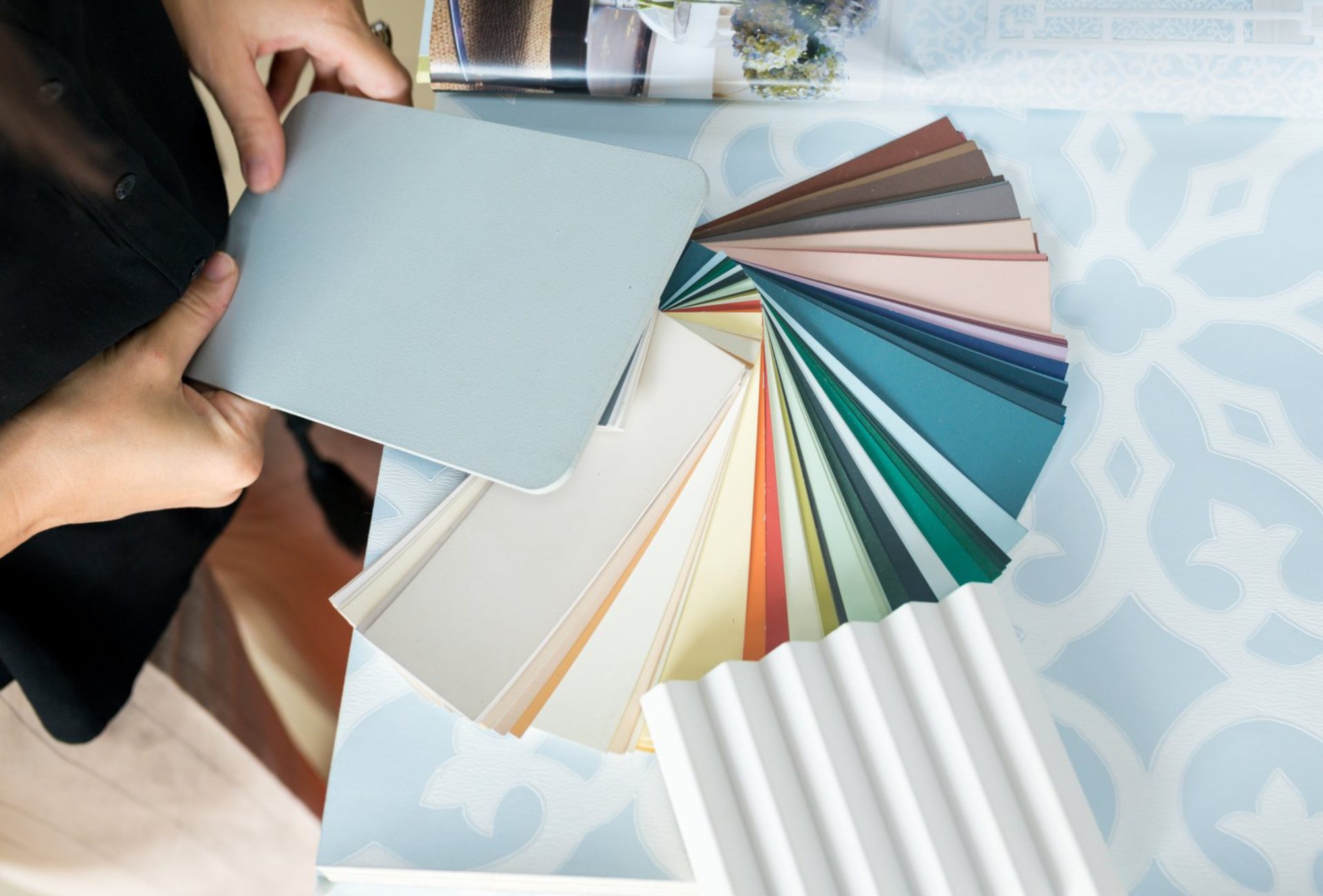 Choosing Colors That Look Great in Every Light