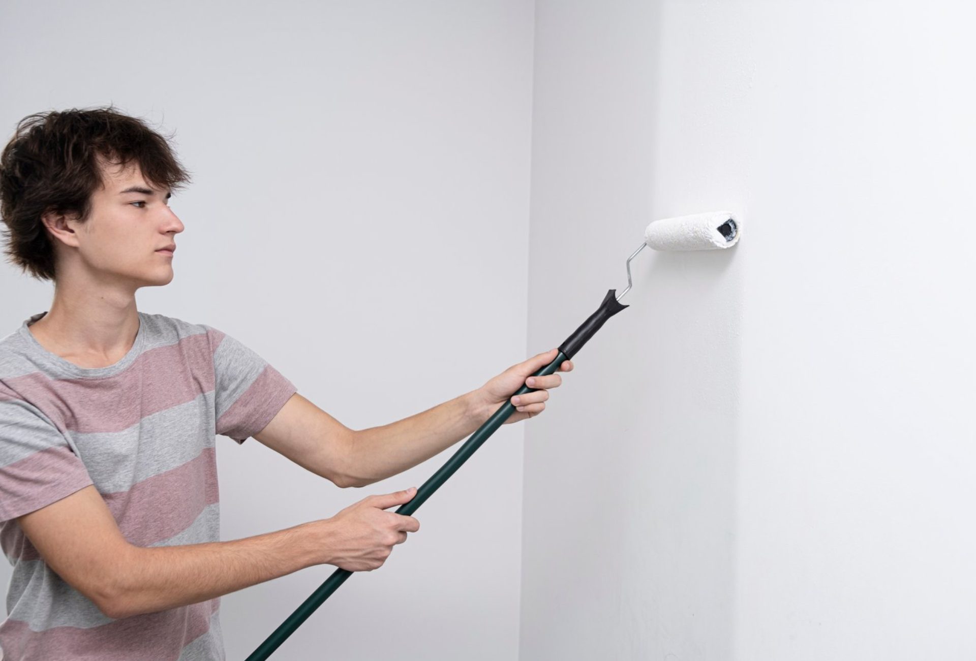 Choosing the Right Brush, Roller, and Sprayer