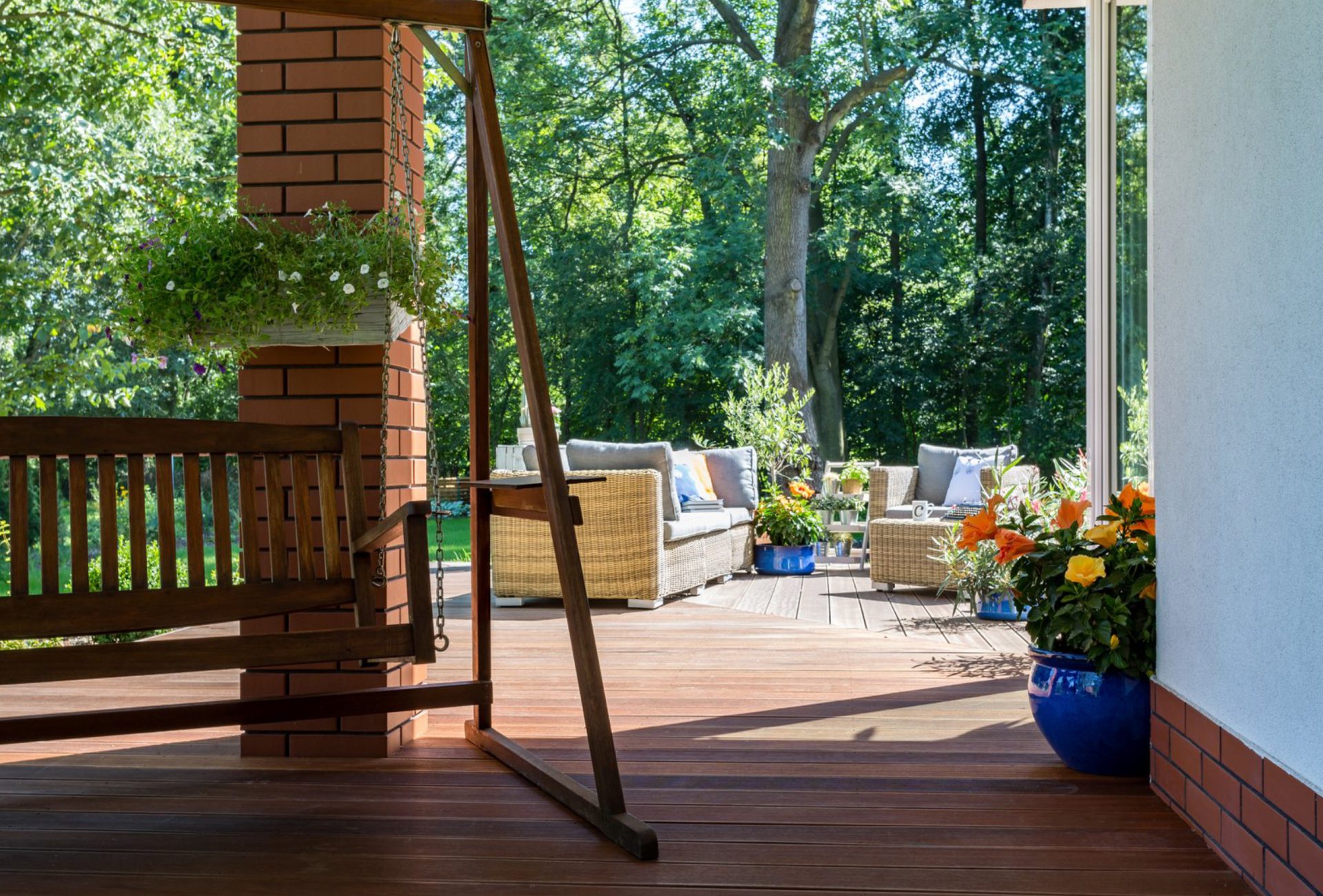 Deck Transformation Tips for Homeowners