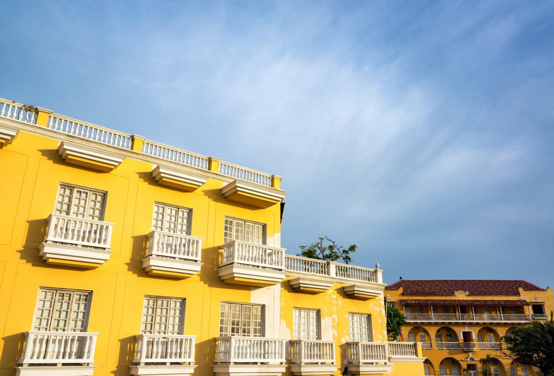 Exterior Colors That Boost Hotel Curb Appeal