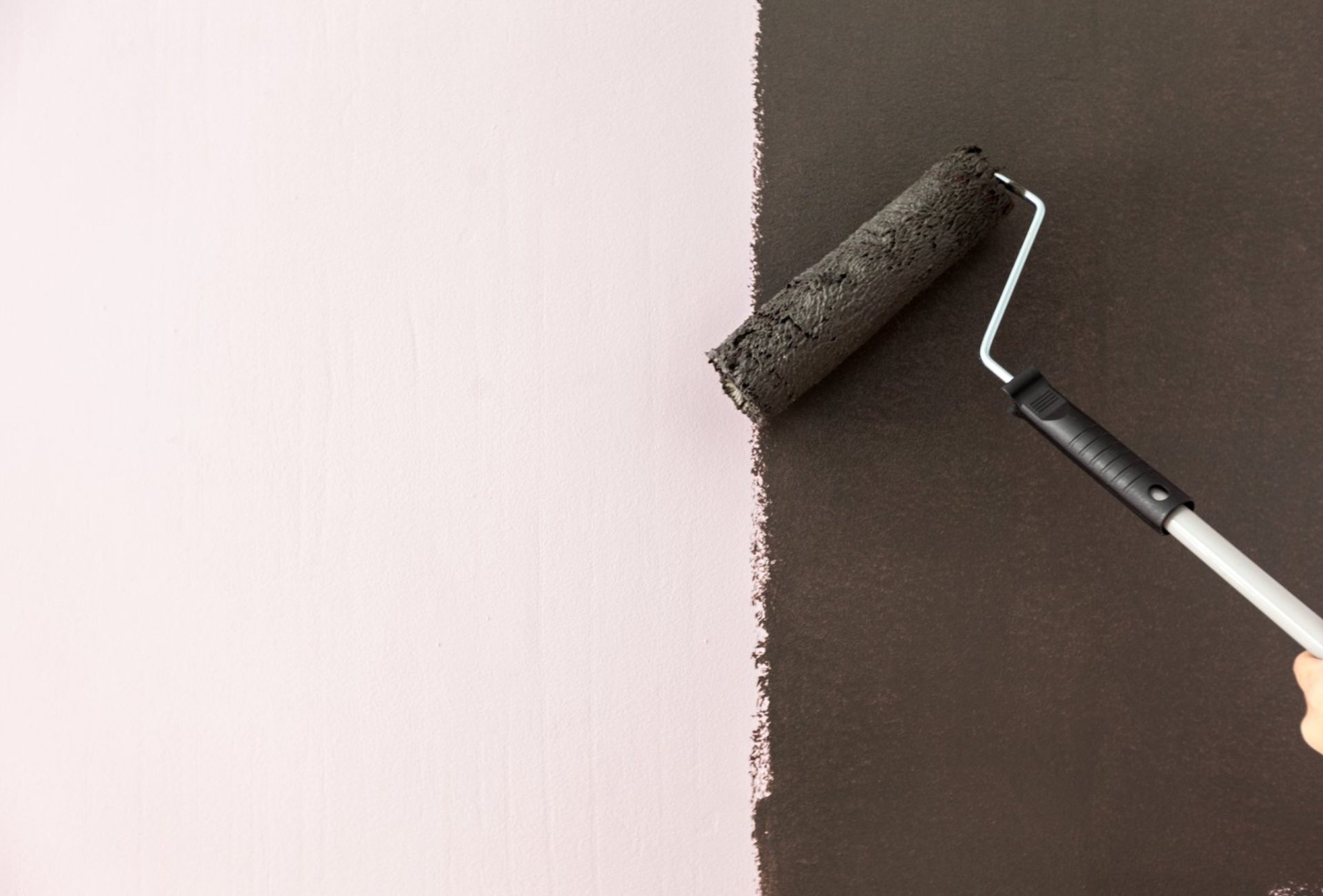 How to Get the Perfect Finish with a Paint Roller