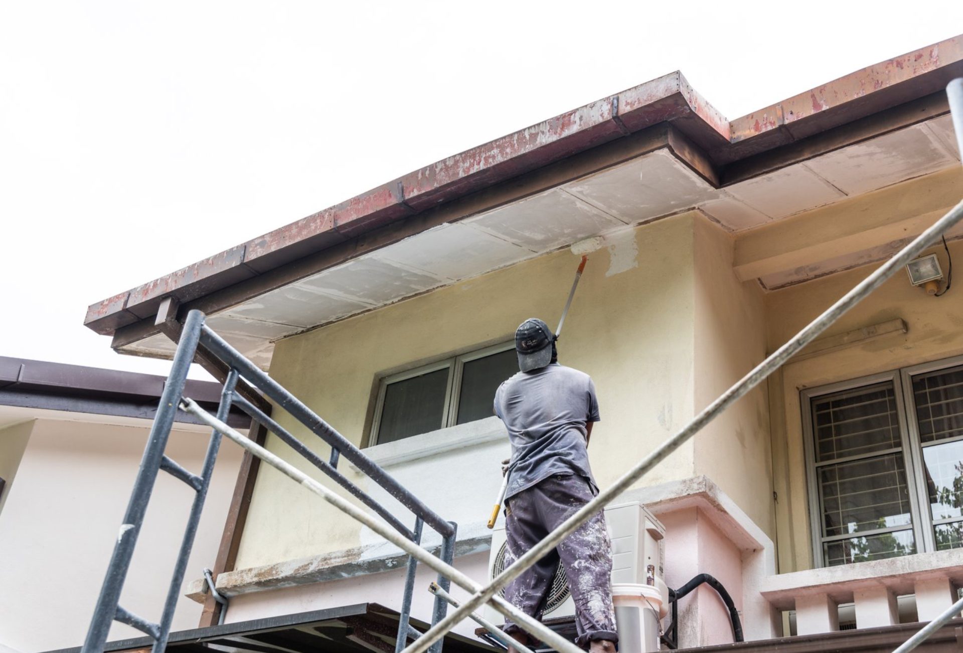 How to Paint Your House Exterior Like a Pro