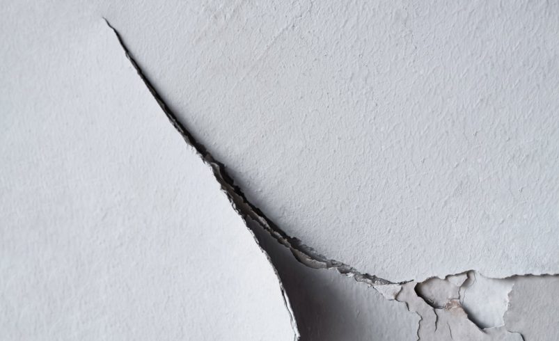 How to Repair Wall Cracks Before Painting