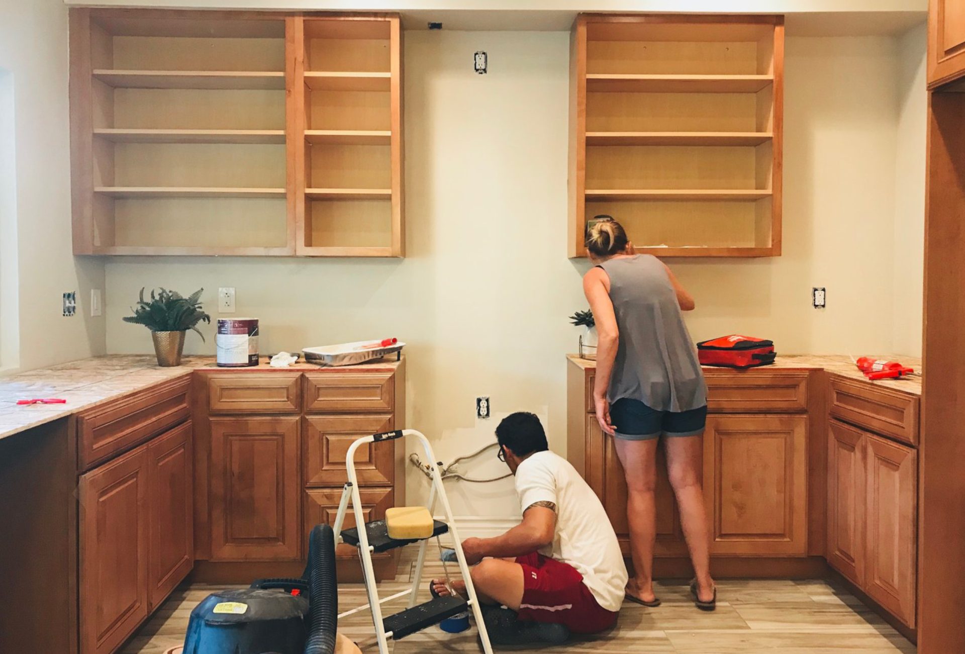 Kitchen Cabinet Makeovers: Before & After Results