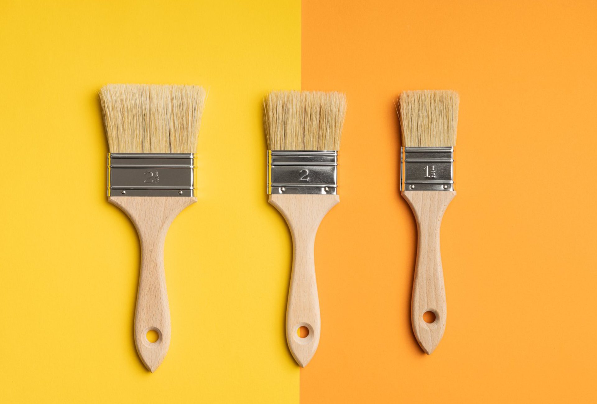 Paint Brush Reviews: Synthetic vs Natural Bristles