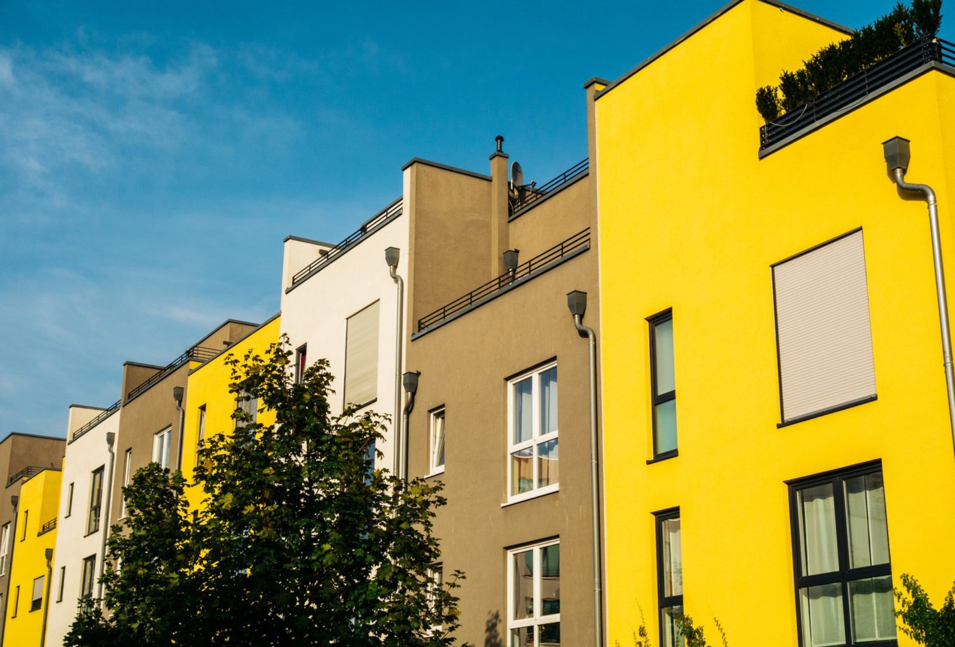Painting Multi-Unit Buildings: Best Practices