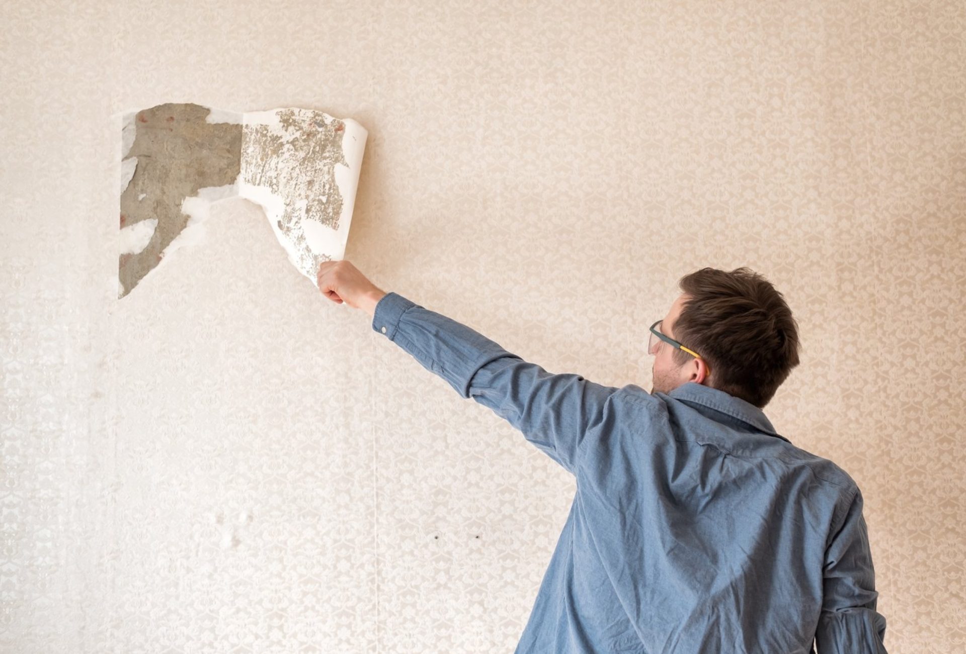 Repairing Wall Texture for a Smooth Finish