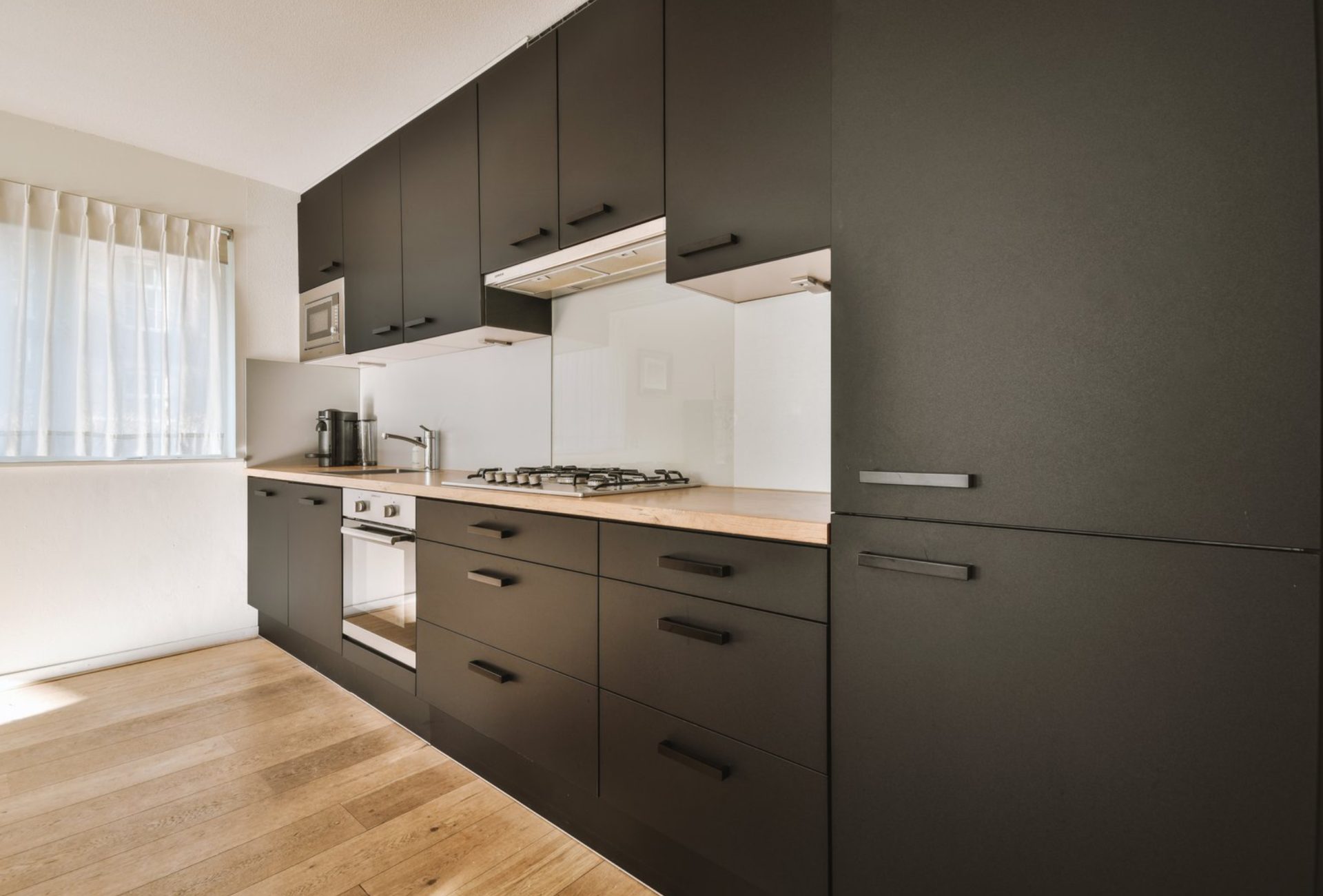 Resurfacing Cabinets for a Modern Finish