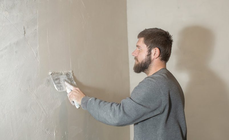 Skim Coating Walls: A Complete How-To Guide