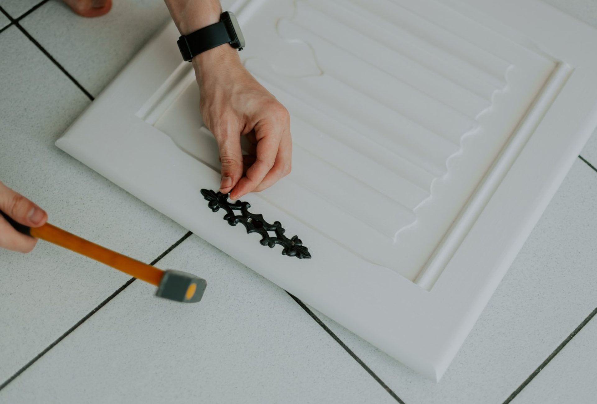 Step-by-Step Cabinet Resurfacing Guide