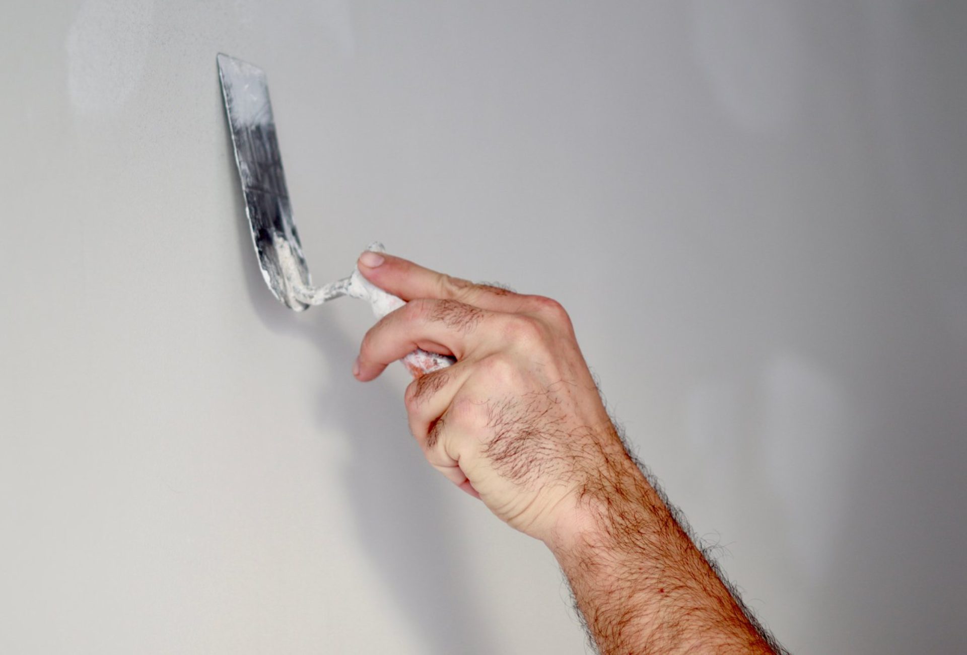 Step-by-Step Drywall Repair for Beginners