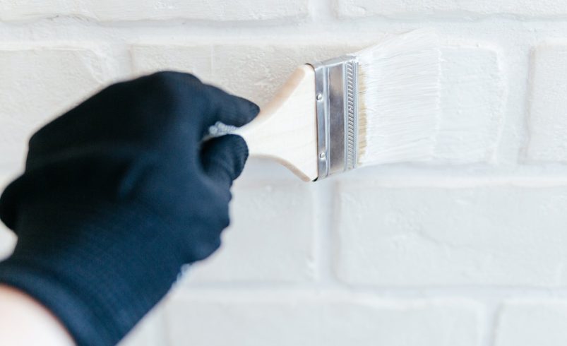 Step-by-Step Guide to Painting Brick Walls