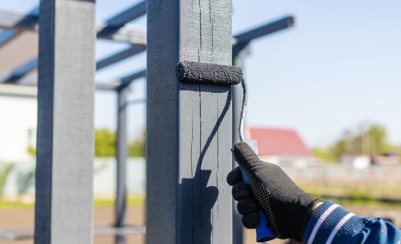 The Best Exterior Paints to Withstand Chicago Weather
