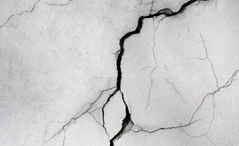 Top Products for Long-Lasting Crack Repair