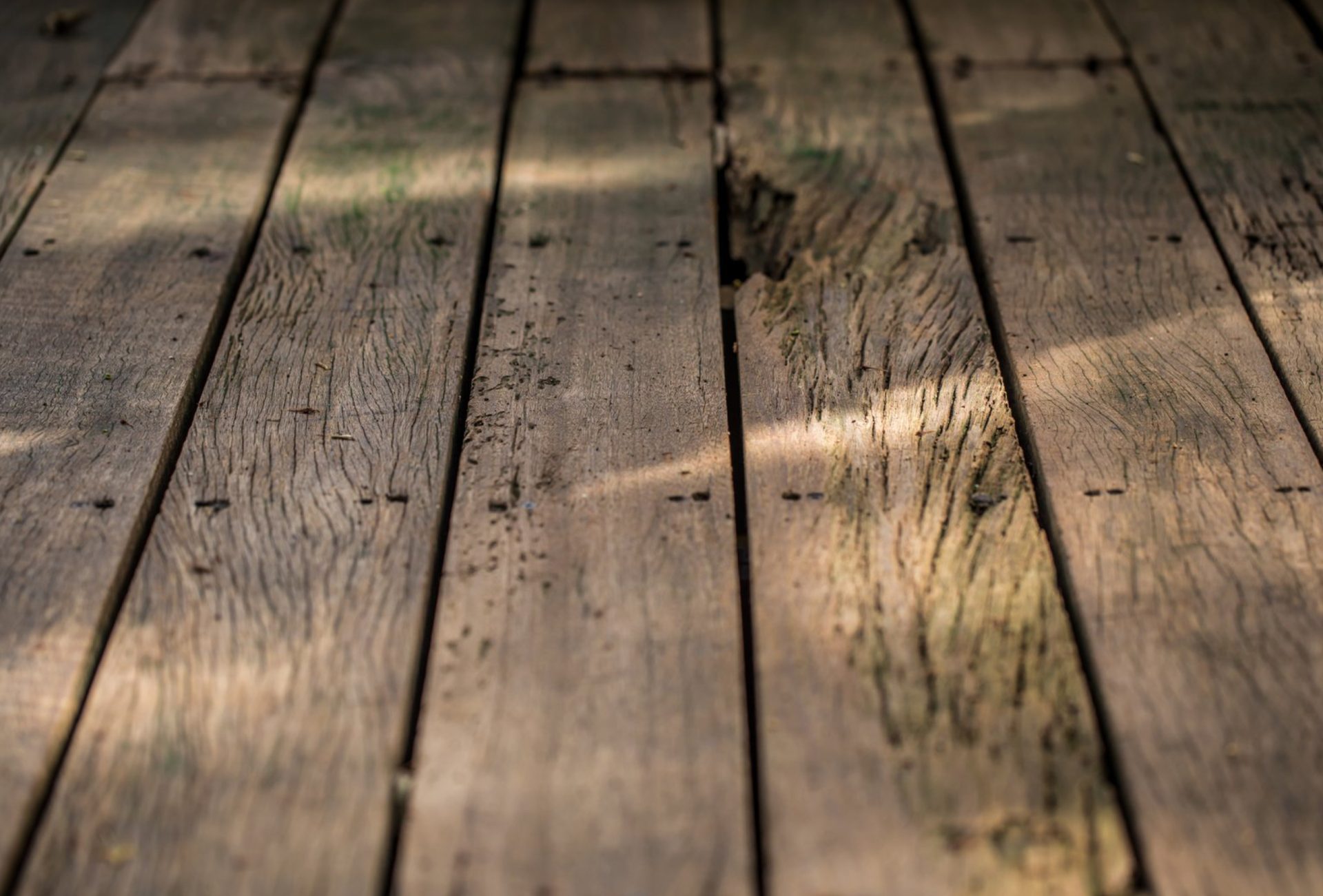 Top Products for Restoring Your Deck