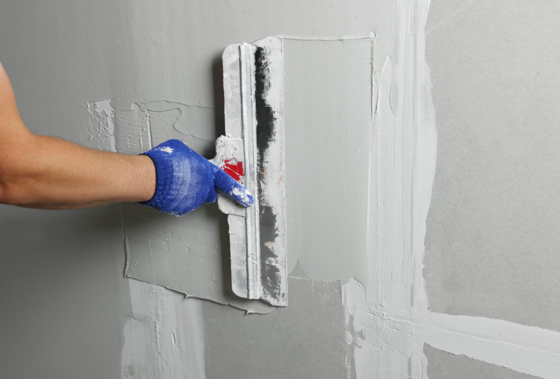 What Impacts the Cost of Drywall Repairs?